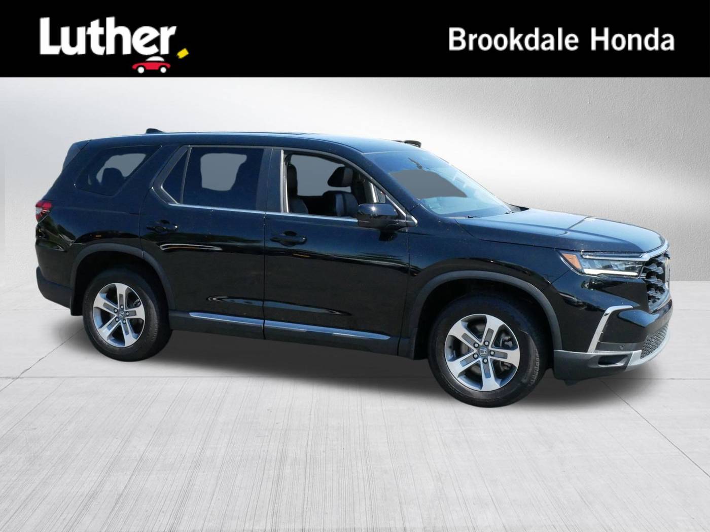 2023 Honda Pilot EX-L 7 Passenger — SUV — 27,508 mi — Brooklyn Center, MN