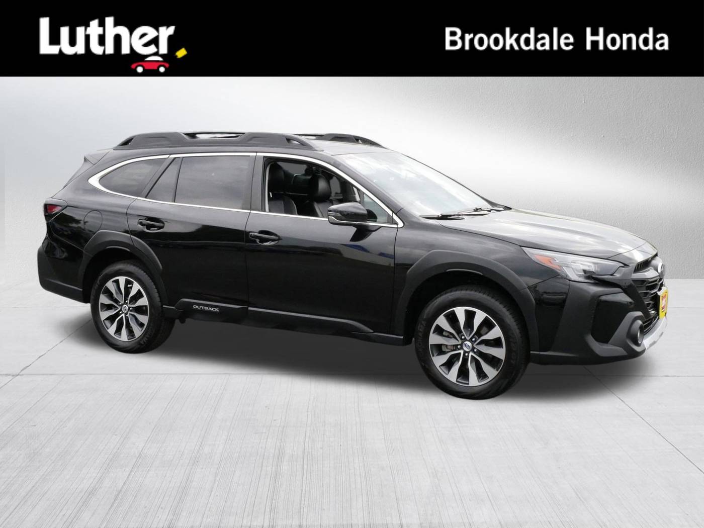 2023 Subaru Outback Limited — SUV — 13,498 mi — Brooklyn Center, MN