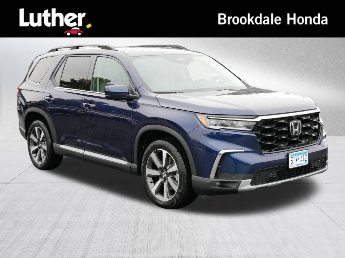 2025 Honda Pilot Elite — SUV — 729 mi — Brooklyn Center, MN