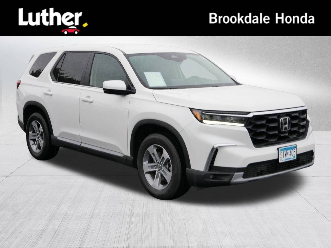 2025 Honda Pilot EX-L — SUV — 716 mi — Brooklyn Center, MN