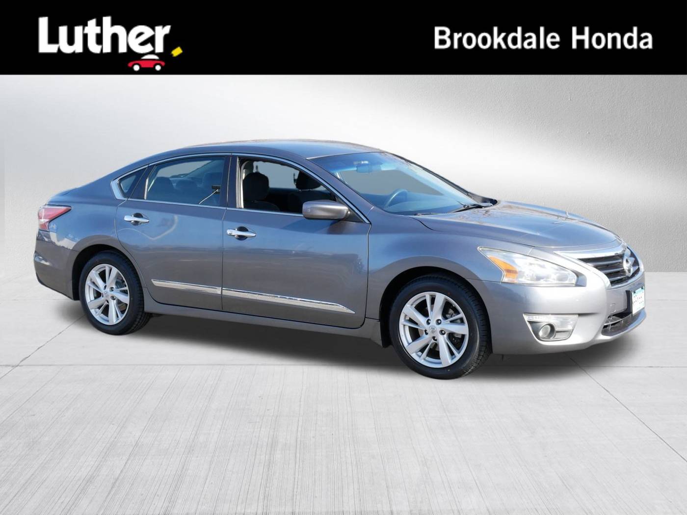 2015 Nissan Altima 2.5 SV — Sedan — 97,480 mi — Brooklyn Center, MN