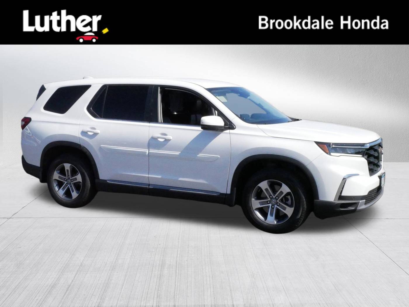 2023 Honda Pilot EX-L 8 Passenger — SUV — 40,504 mi — Brooklyn Center, MN
