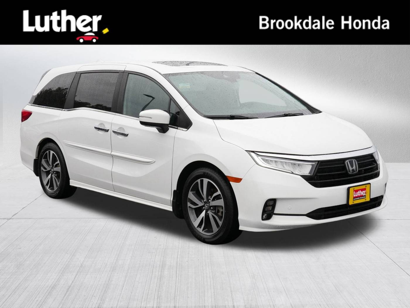 2023 Honda Odyssey Touring — Minivan — 70,087 mi — Brooklyn Center, MN