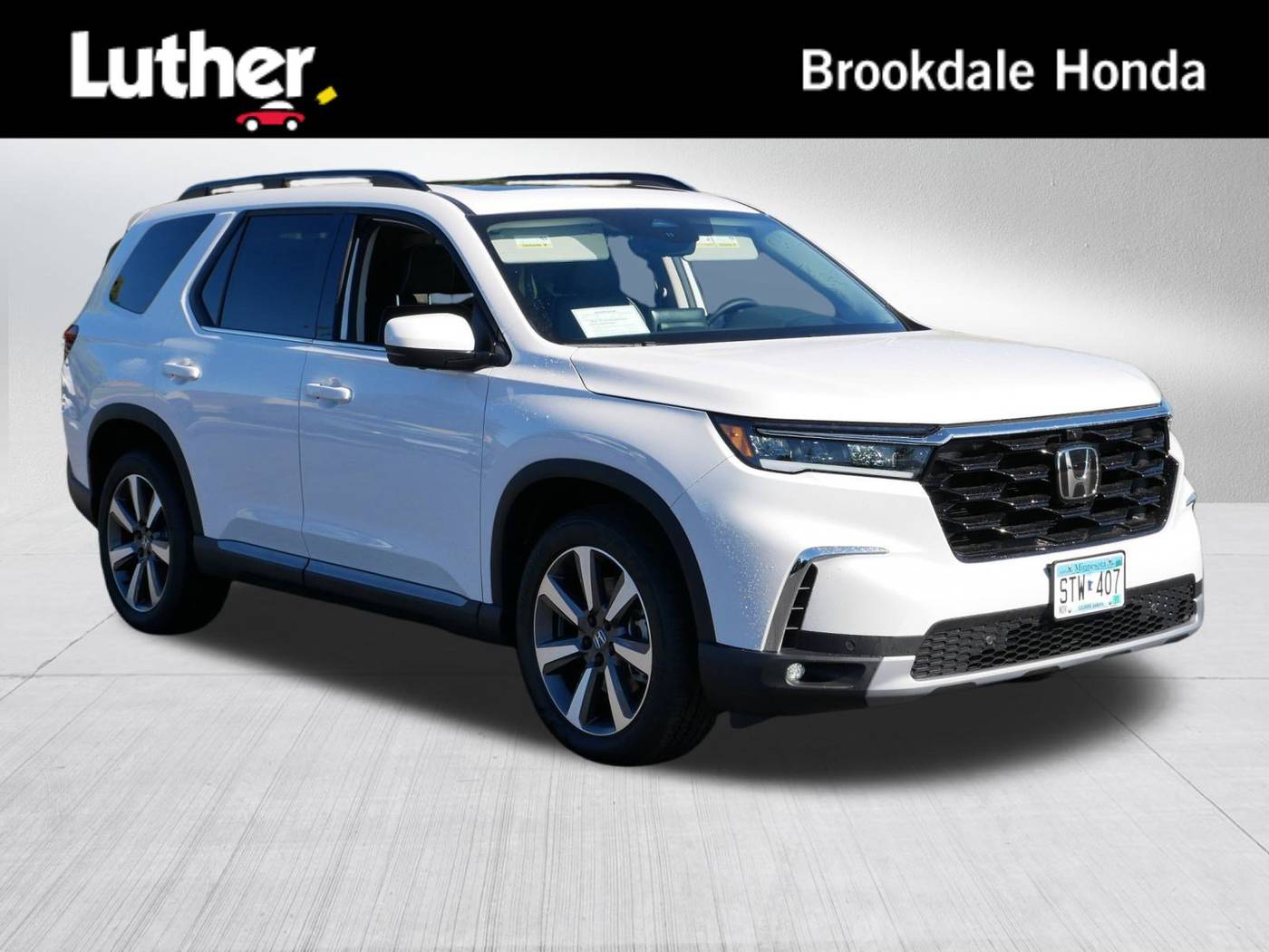 2025 Honda Pilot Elite — SUV — 774 mi — Brooklyn Center, MN