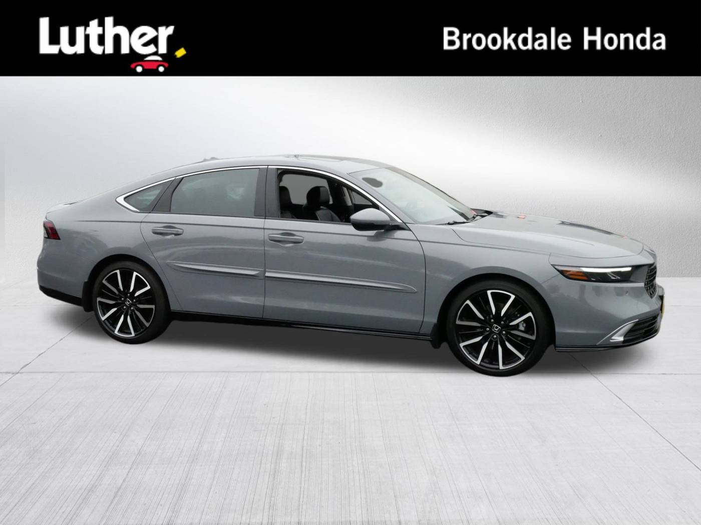 2023 Honda Accord Hybrid Touring — Sedan — 19,556 mi — Brooklyn Center, MN