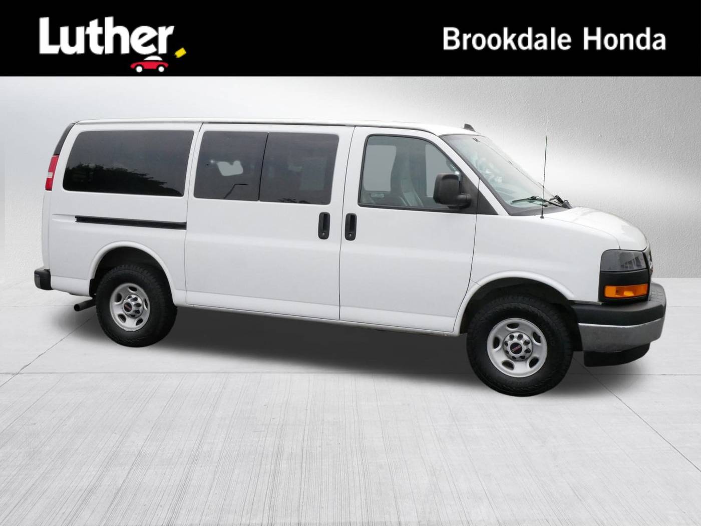 2018 GMC Savana Passenger