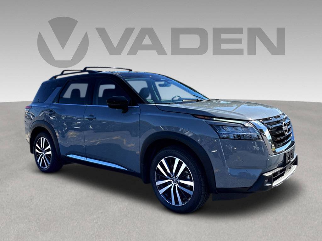 2023 Nissan Pathfinder Platinum — SUV — 18,845 mi — Savannah, GA