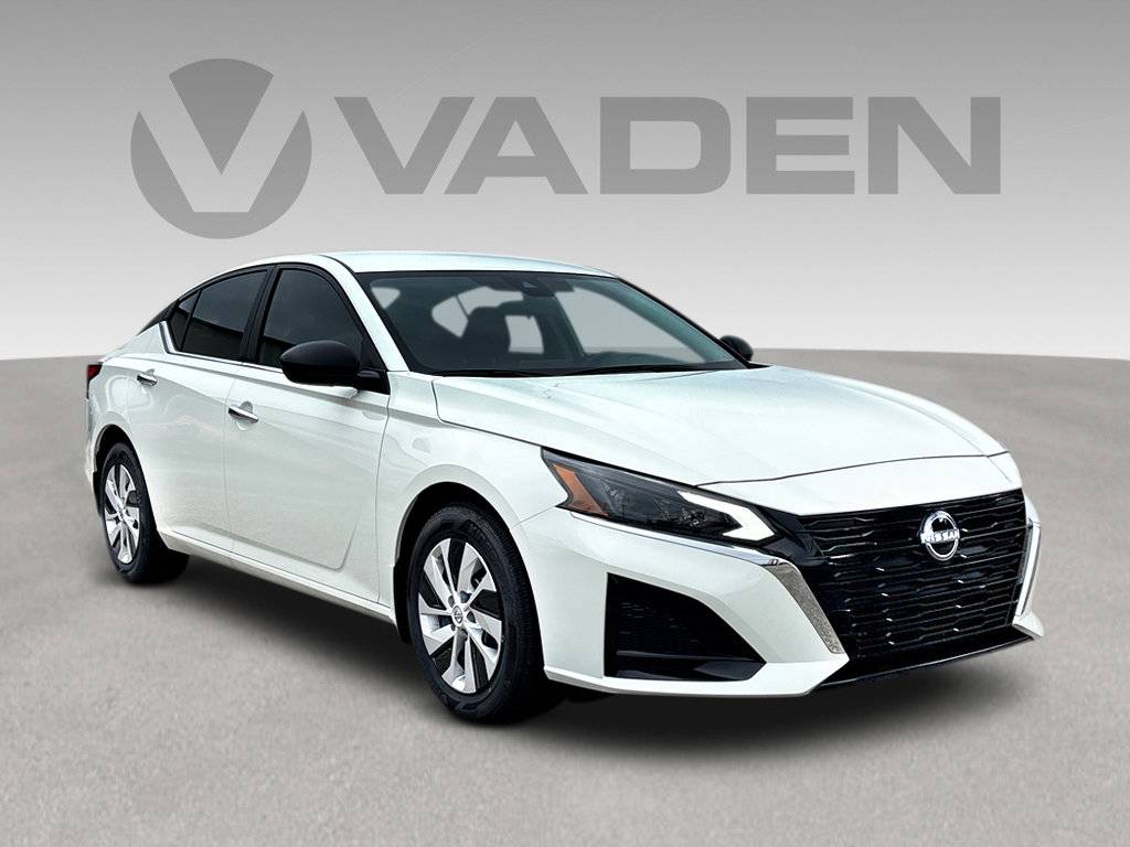 2025 Nissan Altima S — Sedan — 581 mi — Savannah, GA