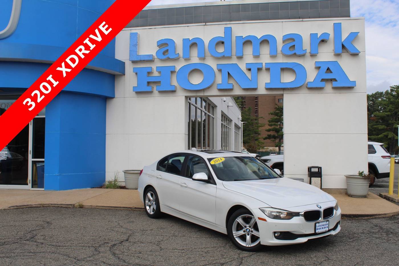 2014 BMW 3 Series 320i — Sedan — 101,476 mi — Alexandria, VA