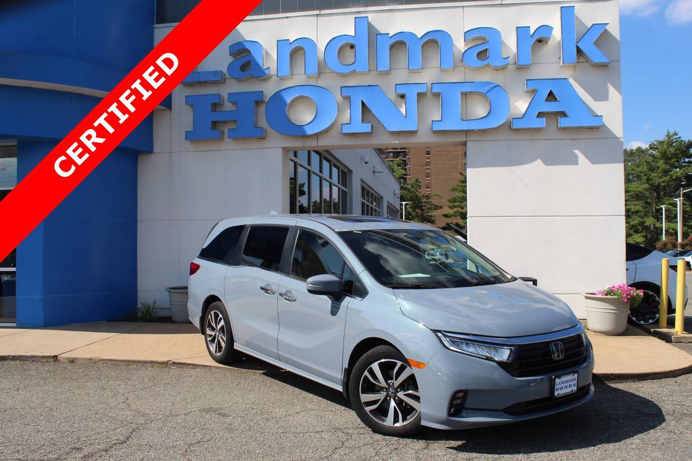 2023 Honda Odyssey Touring — Minivan — 37,067 mi — Alexandria, VA