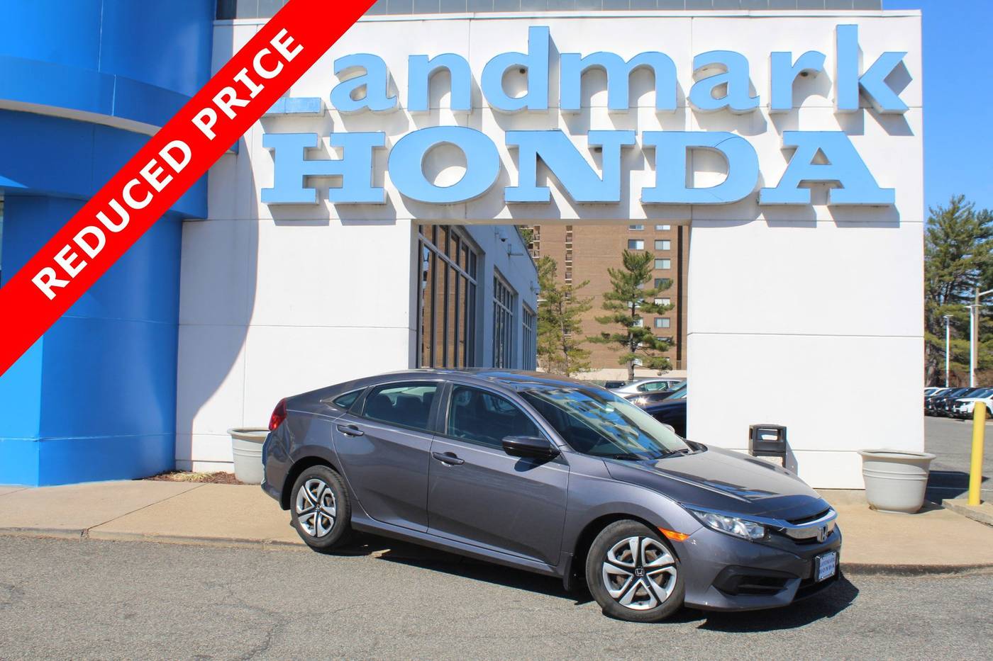 2017 Honda Civic LX — Sedan — 21,631 mi — Alexandria, VA