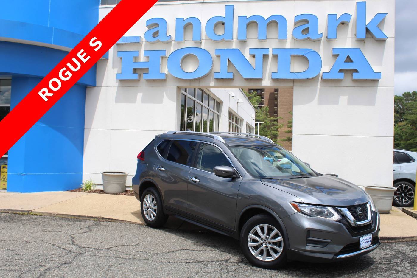 2020 Nissan Rogue SV — SUV — 94,919 mi — Alexandria, VA