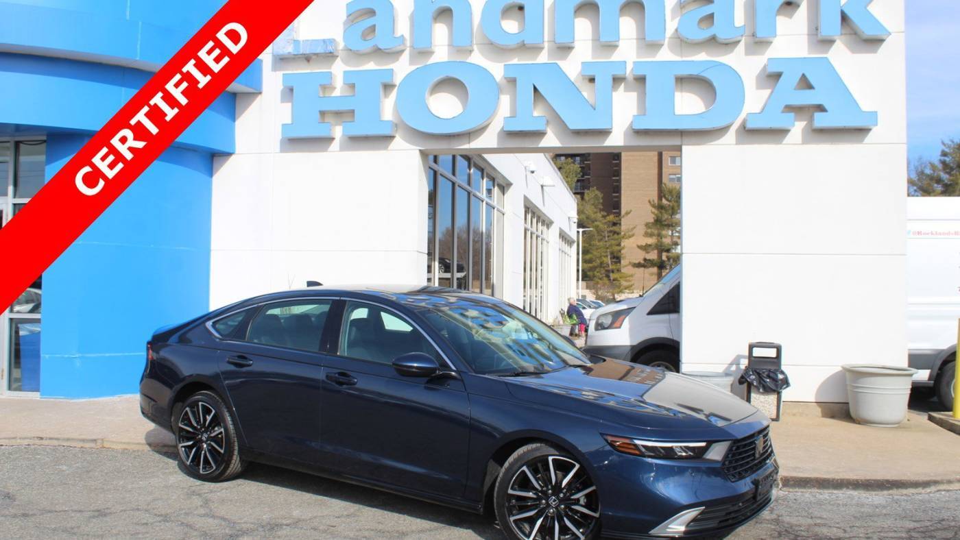 2024 Honda Accord Hybrid Touring — Sedan — 2,578 mi — Alexandria, VA