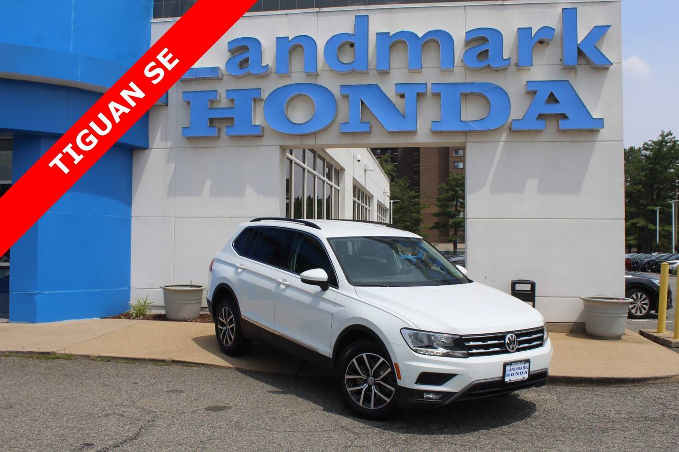 2019 Volkswagen Tiguan SE — SUV — 24,495 mi — Alexandria, VA