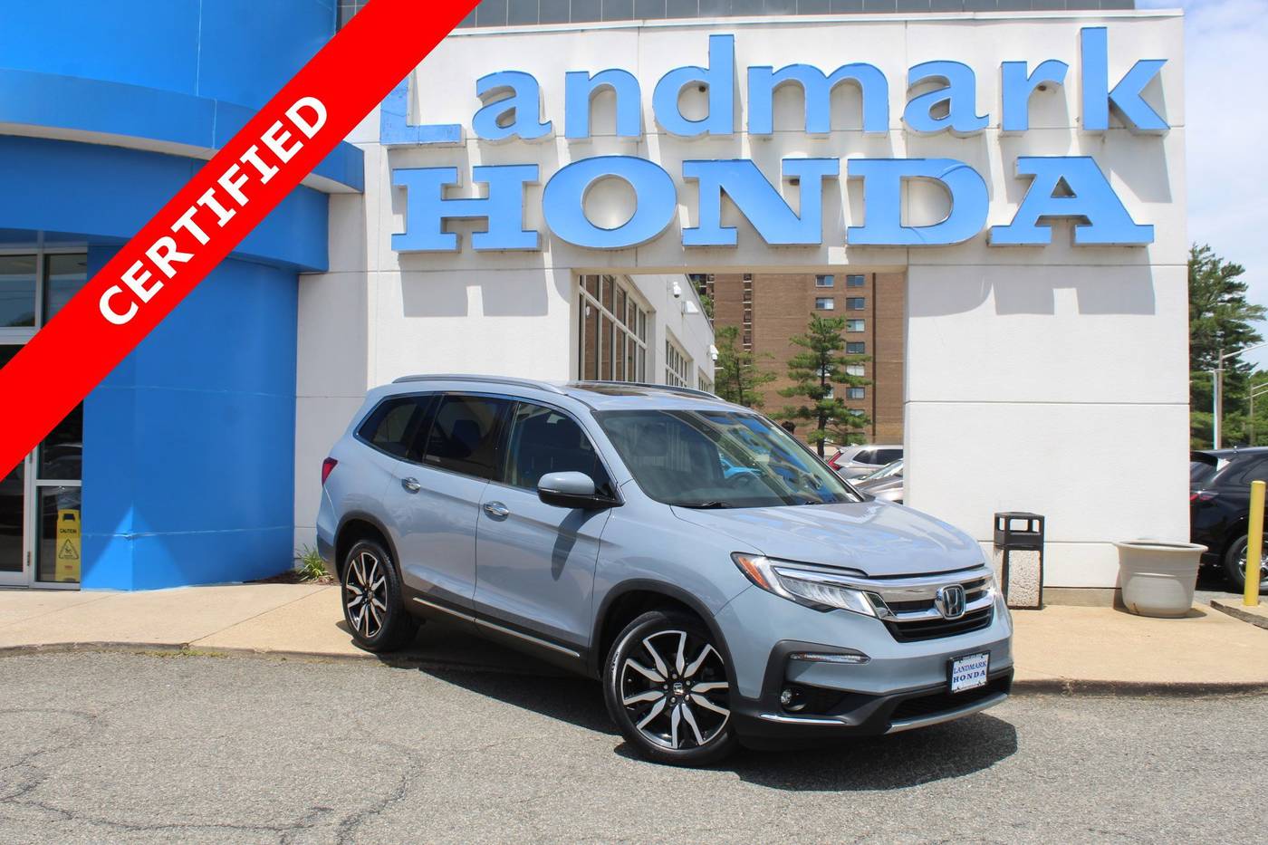 2022 Honda Pilot Touring — SUV — 33,008 mi — Alexandria, VA
