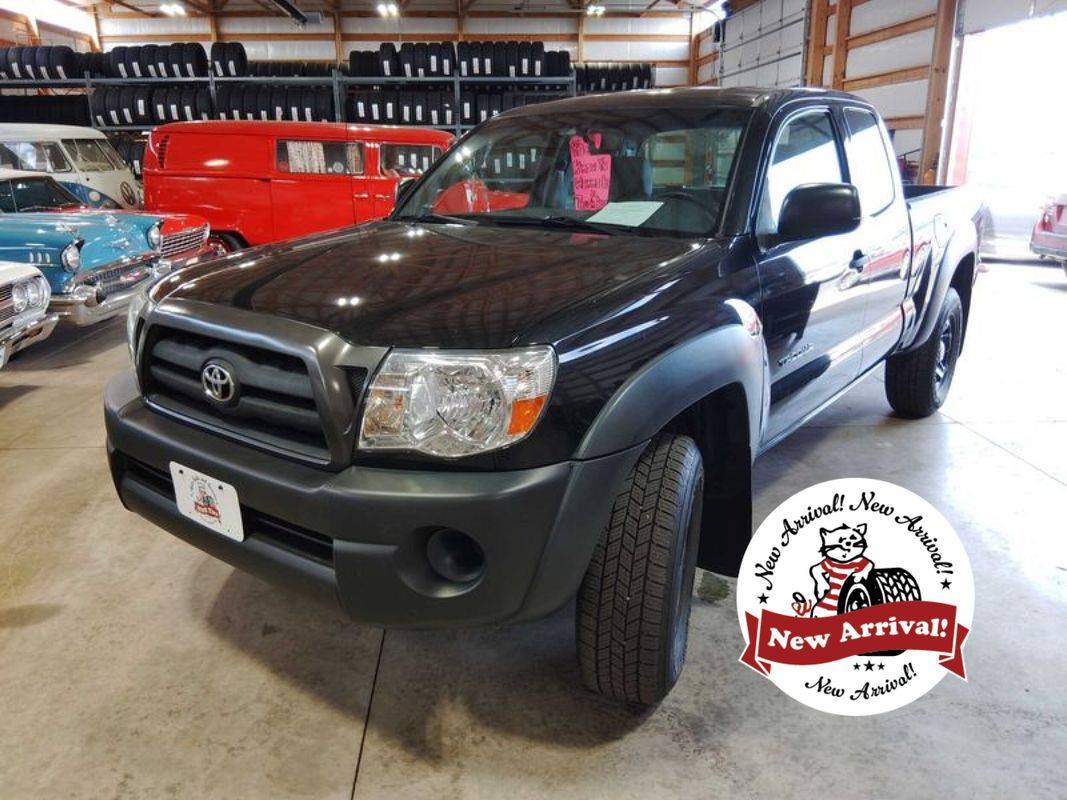 2008 Toyota Tacoma Base — Pickup Truck — 160,469 mi — Colorado Springs, CO