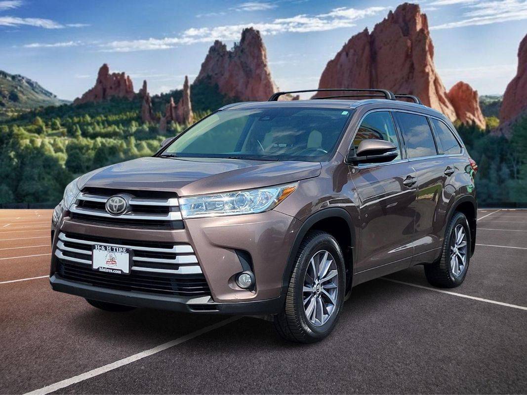 2017 Toyota Highlander XLE — SUV — 112,359 mi — Colorado Springs, CO