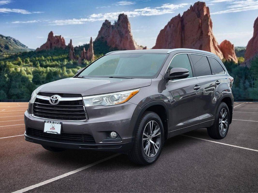 2016 Toyota Highlander XLE — SUV — 85,755 mi — Colorado Springs, CO
