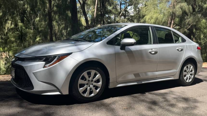 2020 Toyota Corolla LE — Sedan — 32,951 mi — Honolulu, HI