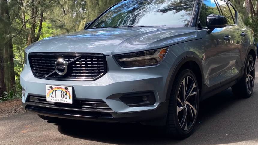 2020 Volvo XC40 T4 R-Design
