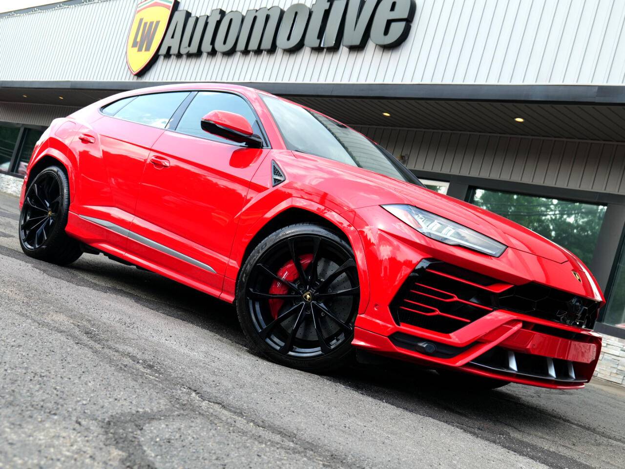 2020 Lamborghini Urus Base