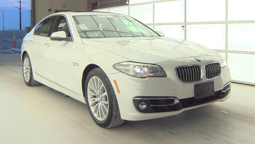 2015 BMW 5 Series 528i — Sedan — 69,591 mi — Pittsburgh, PA