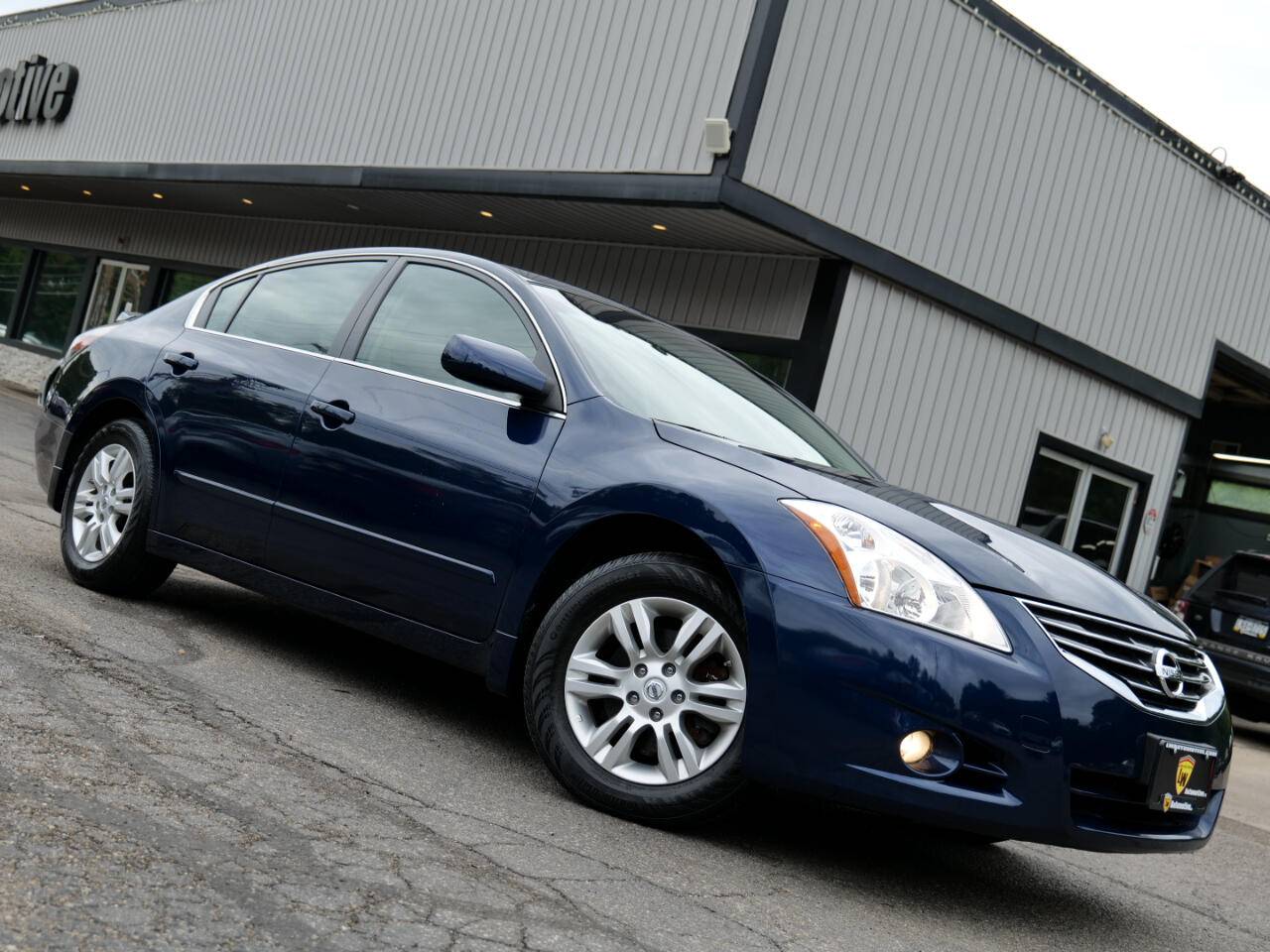 2011 Nissan Altima 2.5 S — Sedan — 17,470 mi — Pittsburgh, PA