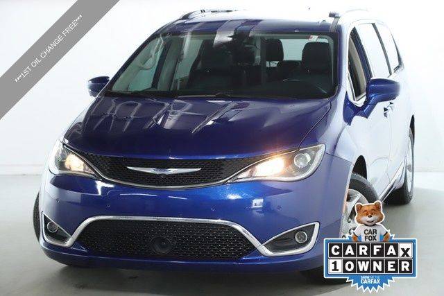 2019 Chrysler Pacifica Touring L Plus — Minivan — 57,789 mi — Kent, OH