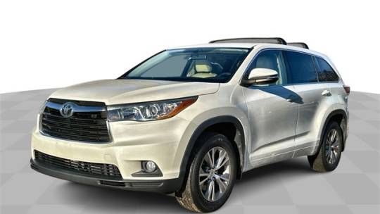 2014 Toyota Highlander LE V6 — SUV — 98,070 mi — Torrington, CT