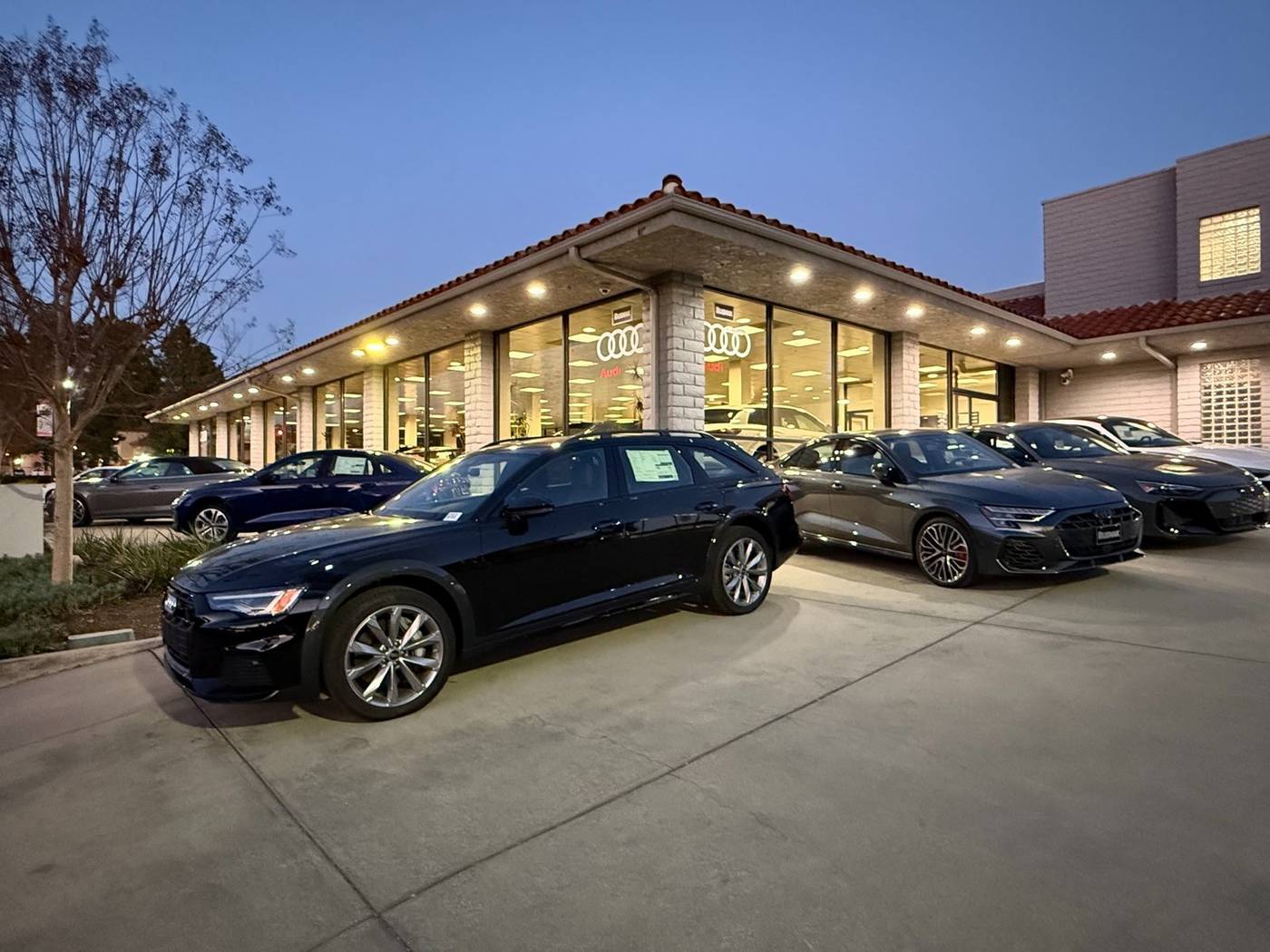 2022 Audi e-tron GT Prestige — Sedan — 40,373 mi — Thousand Oaks, CA