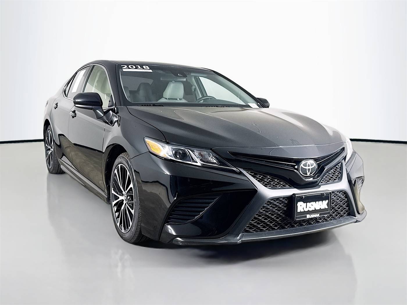 2018 Toyota Camry L — Sedan — 85,149 mi — Thousand Oaks, CA
