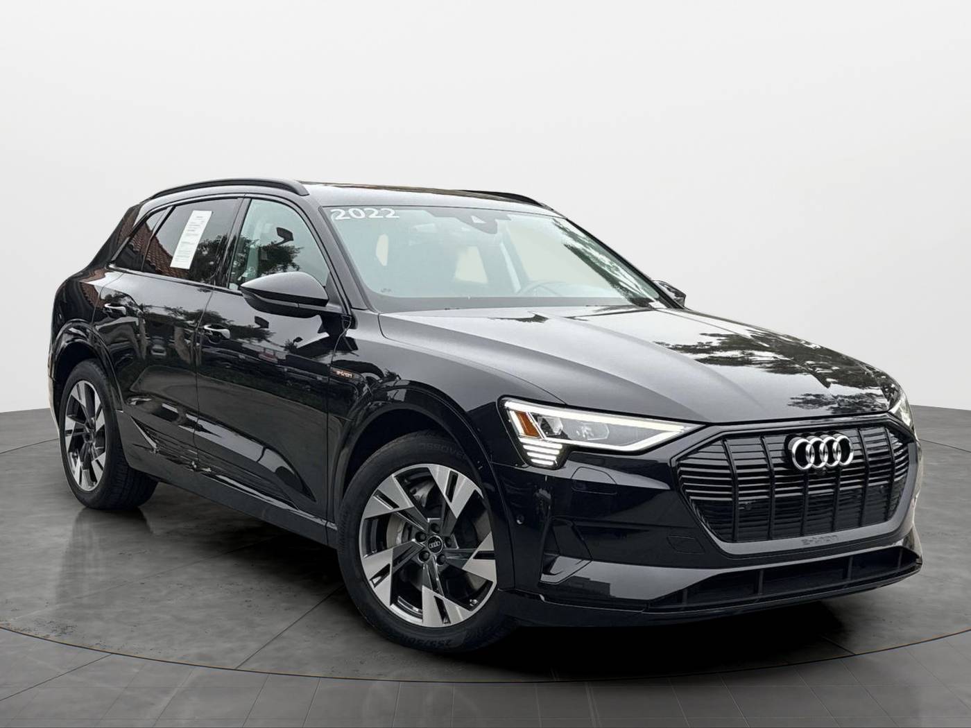 2022 Audi e-tron Premium — SUV — 30,946 mi — Thousand Oaks, CA