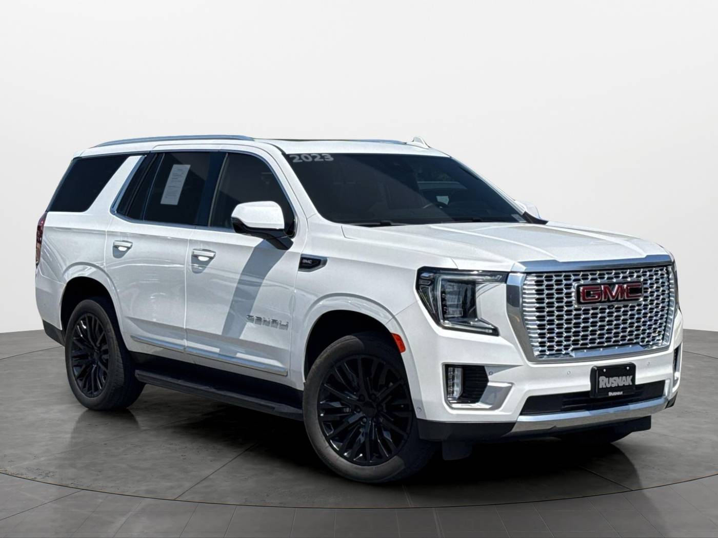 2023 GMC Yukon Denali — SUV — 19,082 mi — Thousand Oaks, CA