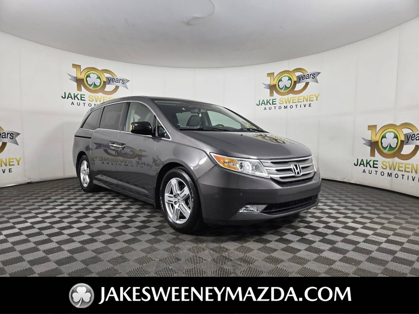 2013 Honda Odyssey Touring — Minivan — 128,741 mi — Cincinnati, OH