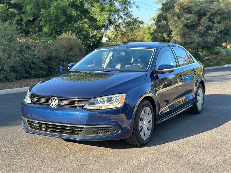 2013 Volkswagen Jetta SE — Sedan — 80,500 mi — Valley Village, CA