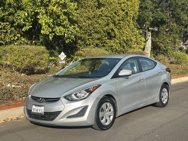 2016 Hyundai Elantra SE — Sedan — 93,900 mi — Valley Village, CA