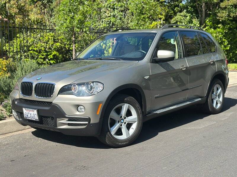 2008 BMW X5 3.0si — SUV — 77,000 mi — Valley Village, CA