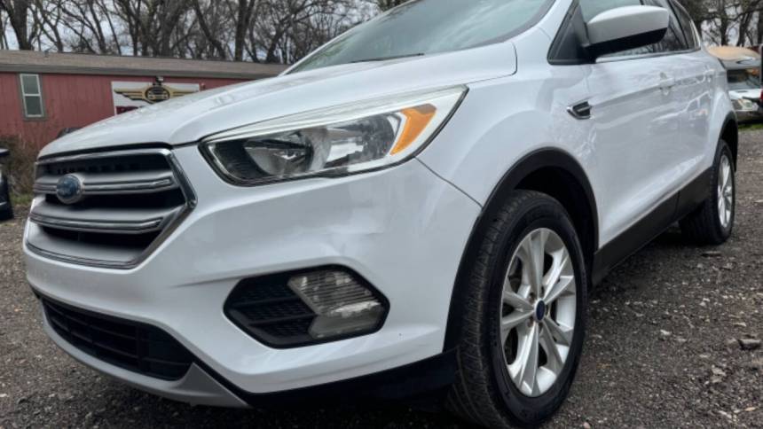 2017 Ford Escape SE — SUV — 105,751 mi — Austin, TX