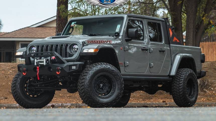 2021 Jeep Gladiator Mojave — Pickup Truck — 19,845 mi — Fullerton, CA