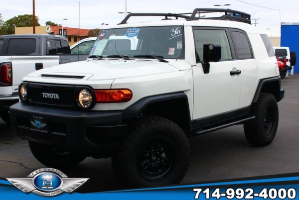 2014 Toyota Fj Cruiser Reviews Ratings Prices Consumer Reports