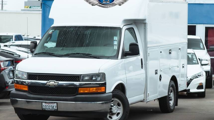 2017 Chevrolet Express Commercial Cutaway 3500 — Chassis Cab Truck — 105,176 mi — Fullerton, CA