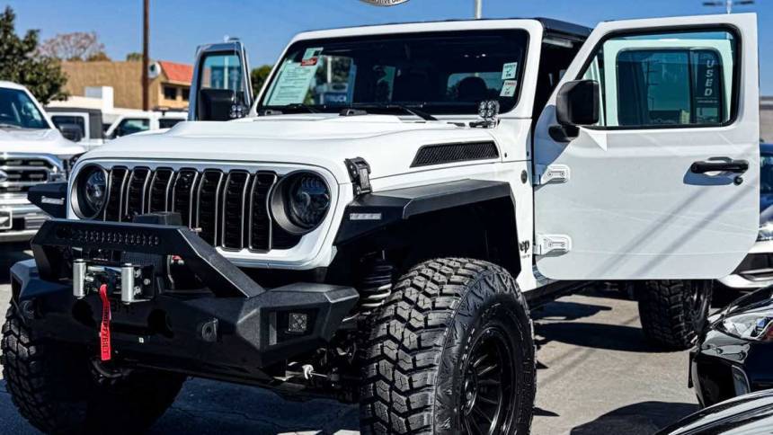 2023 Jeep Gladiator Sport S — Pickup Truck — 49,761 mi — Fullerton, CA