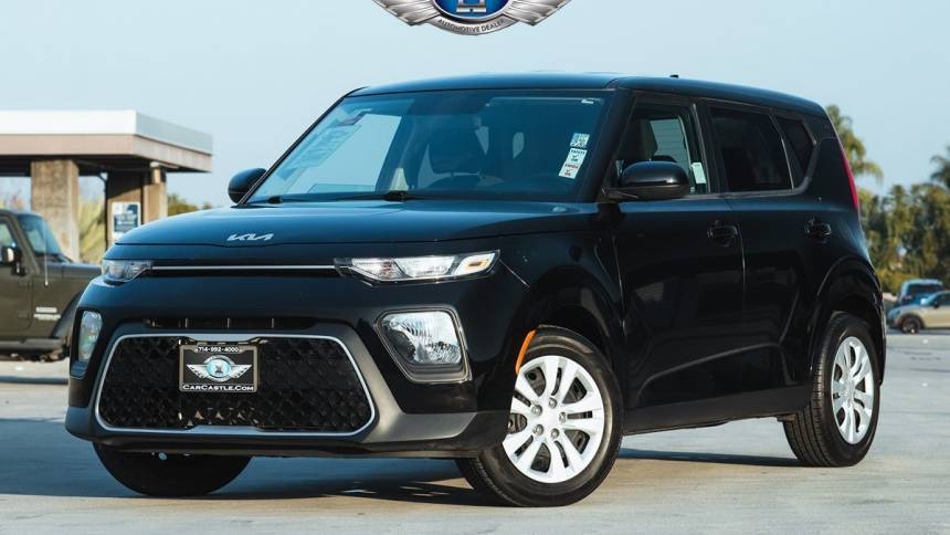 2022 Kia Soul LX — Hatchback — 11,456 mi — Fullerton, CA