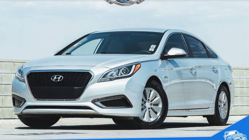 2017 Hyundai Sonata Hybrid SE — Sedan — 79,783 mi — Fullerton, CA