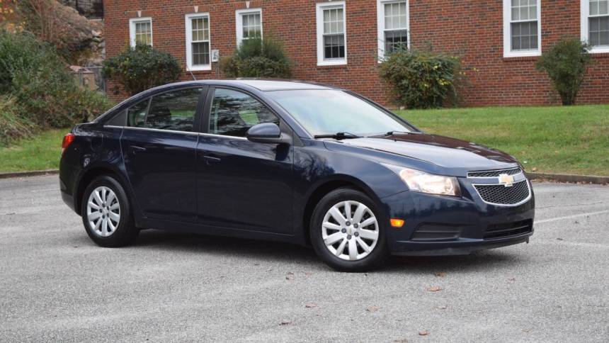 2011 Chevrolet Cruze 1LT — Sedan — 87,135 mi — Knoxville, TN