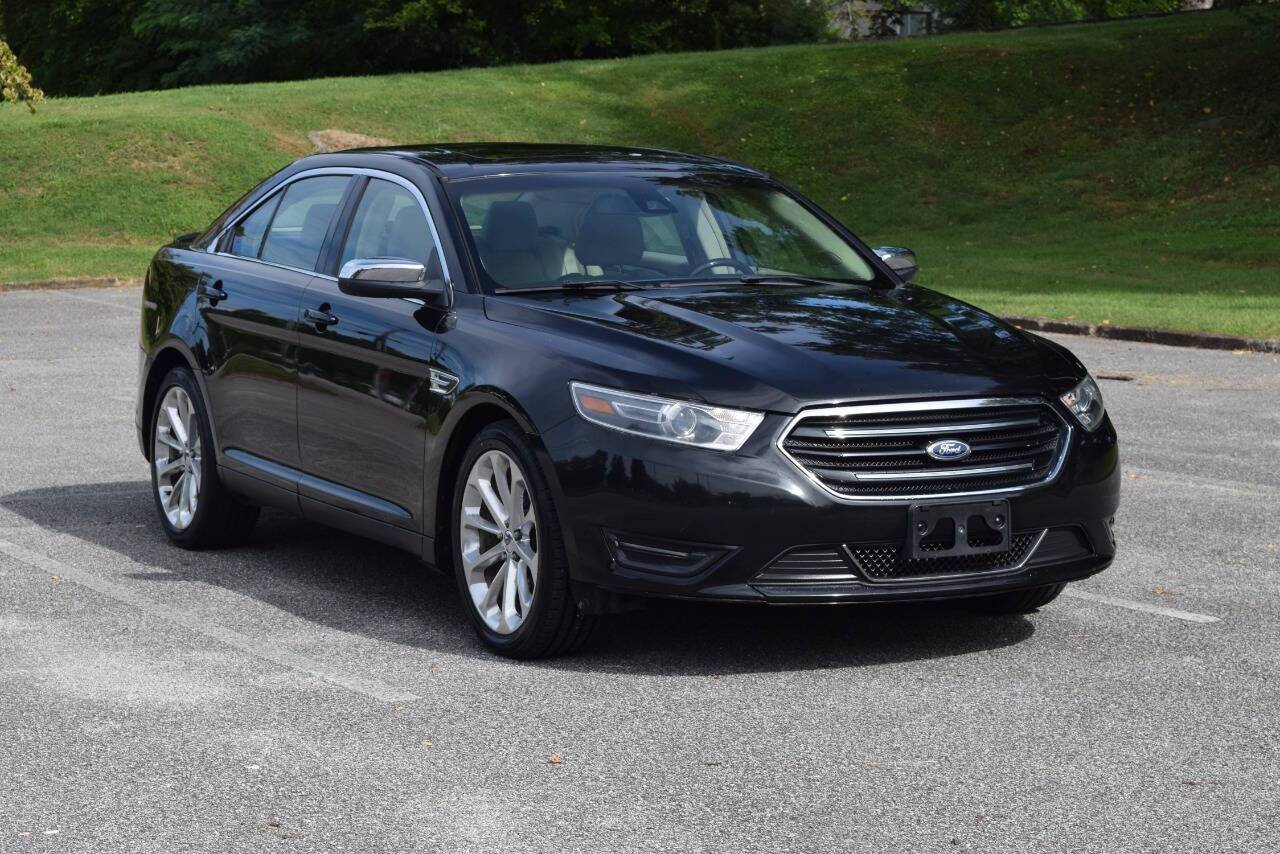 2014 Ford Taurus Limited — Sedan — 128,043 mi — Knoxville, TN