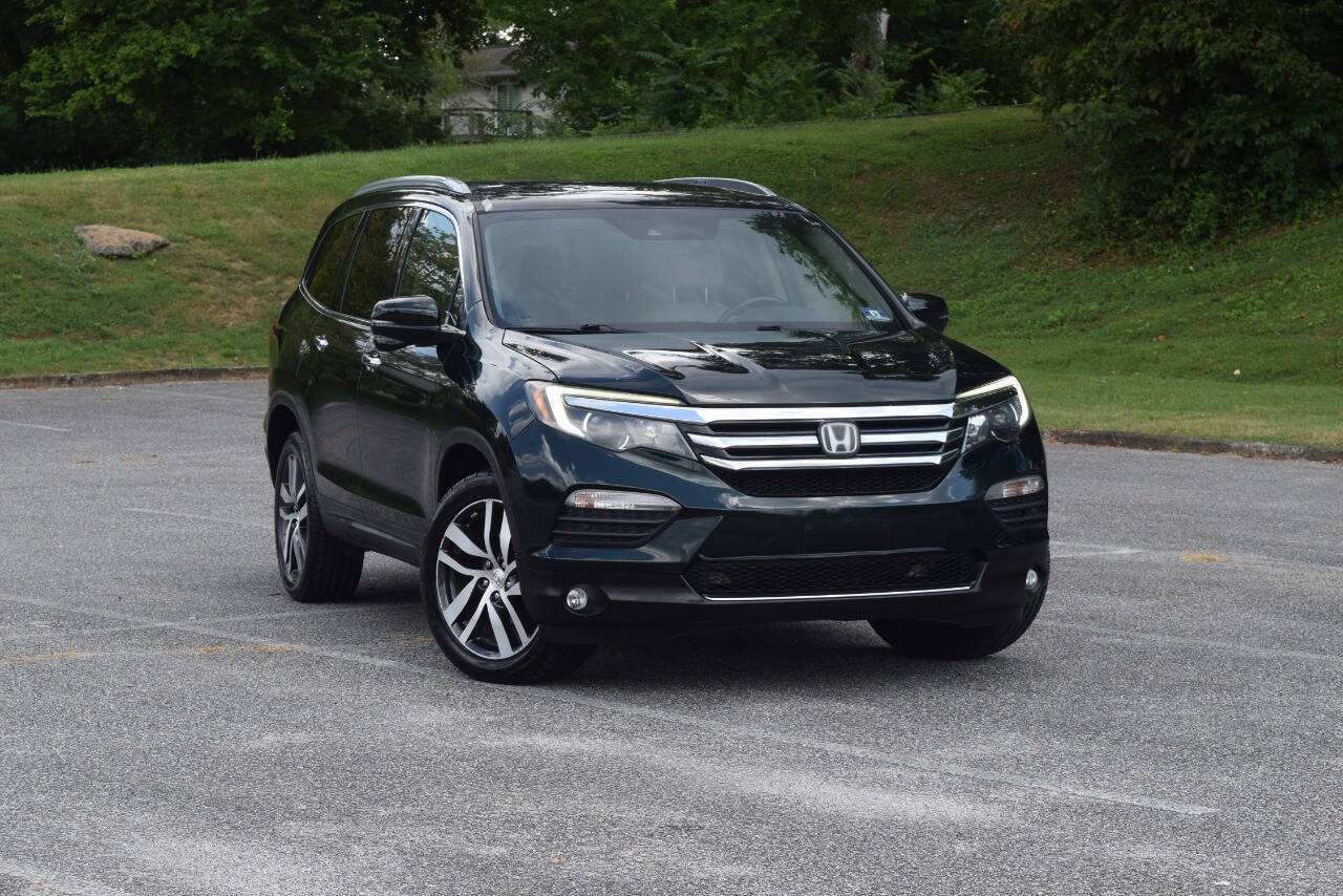 2016 Honda Pilot Touring — SUV — 134,366 mi — Knoxville, TN