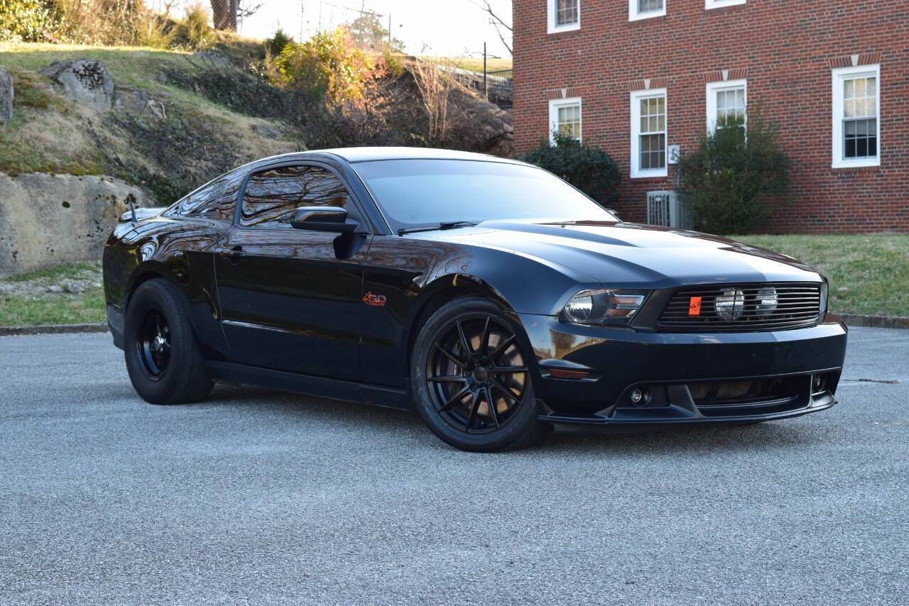 2012 Ford Mustang GT Premium — Coupe — 61,930 mi — Knoxville, TN