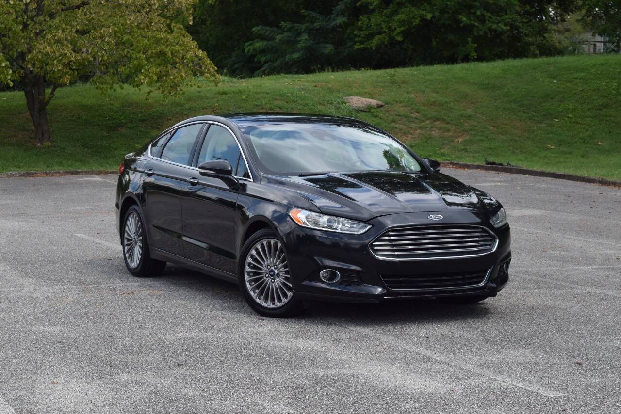 2013 Ford Fusion Titanium — Sedan — 92,779 mi — Knoxville, TN