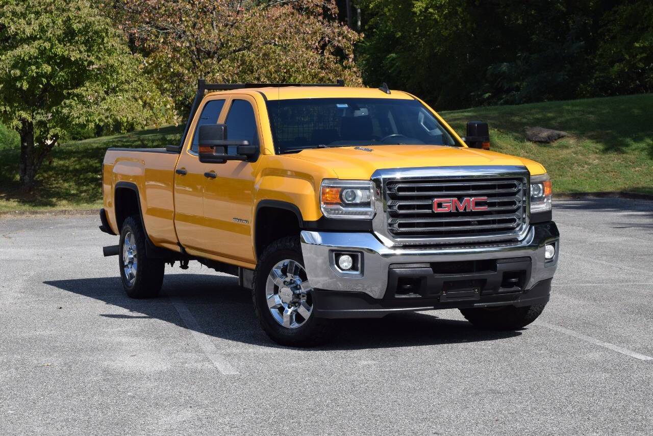 2016 GMC Sierra 3500HD SLE — Pickup Truck — 103,880 mi — Knoxville, TN